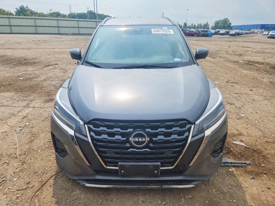 64679526 :رقم المزاد ، 3N1CP5DV6PL555174 vin ، 2023 Nissan Kicks مزاد بيع