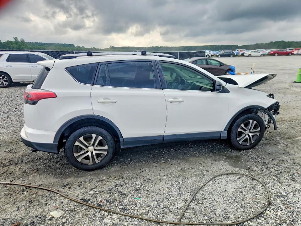 62970326 :رقم المزاد ، JTMZFREVXJJ195888 vin ، 2018 Toyota Rav4 مزاد بيع
