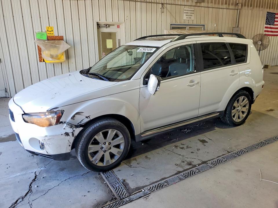 62963456 :رقم المزاد ، JA4JT3AW1AZ005070 vin ، 2010 Mitsubishi Outlander مزاد بيع