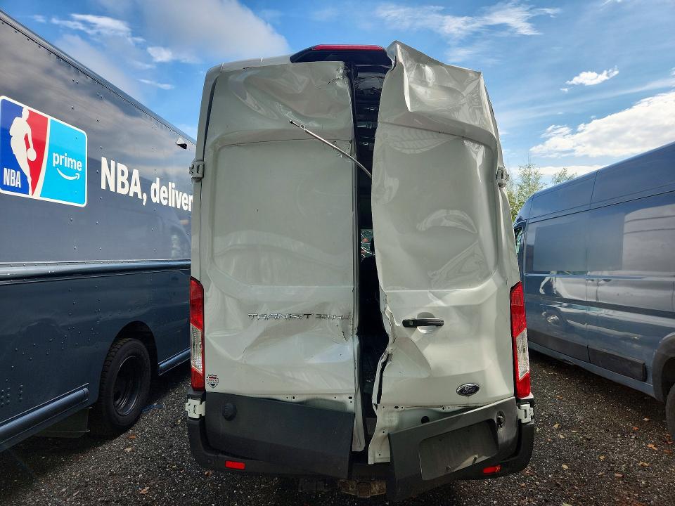 2025 Ford Transit მანქანა იყიდება აუქციონზე, vin: 1FTBF4X86SKA45834, აუქციონის ნომერი: 65789686