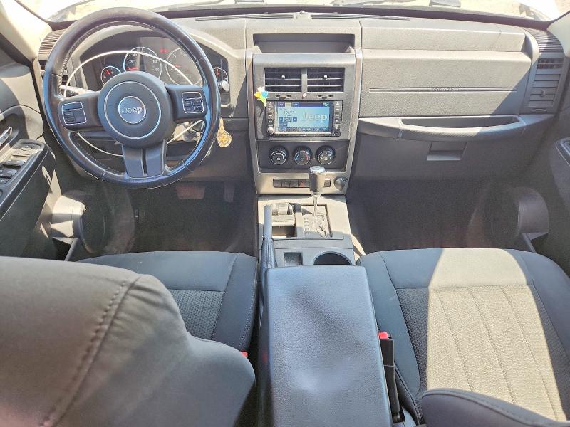 65817736 :رقم المزاد ، 1J4PN2GK5BW566636 vin ، 2011 Jeep Liberty مزاد بيع