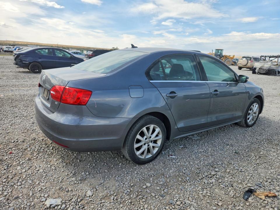 66187146 :رقم المزاد ، 3VWD17AJ9EM233309 vin ، 2014 Volkswagen Jetta مزاد بيع