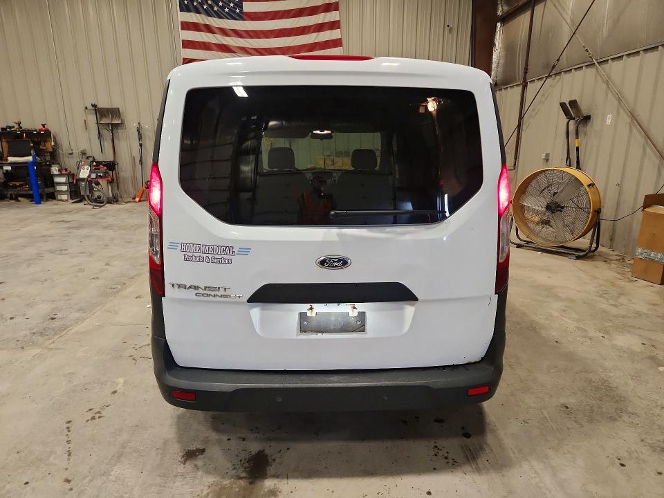 2015 Ford Transit Connect მანქანა იყიდება აუქციონზე, vin: NM0LE7E78F1214781, აუქციონის ნომერი: 64122326