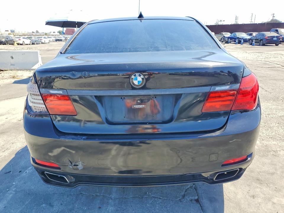 2013 Bmw 740 მანქანა იყიდება აუქციონზე, vin: WBAYA6C54DC995183, აუქციონის ნომერი: 65946616