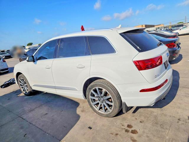 2017 Audi Q7 მანქანა იყიდება აუქციონზე, vin: WA1VAAF75HD041011, აუქციონის ნომერი: 64207026