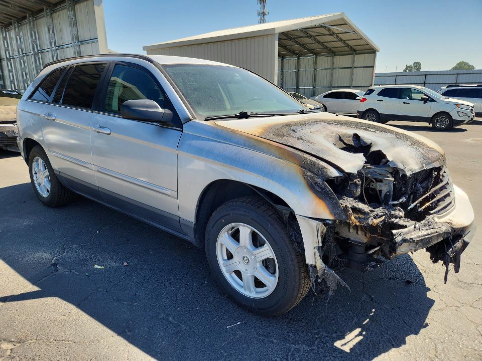 63389636 :رقم المزاد ، 2C4GM68405R331042 vin ، 2005 Chrysler Pacifica مزاد بيع