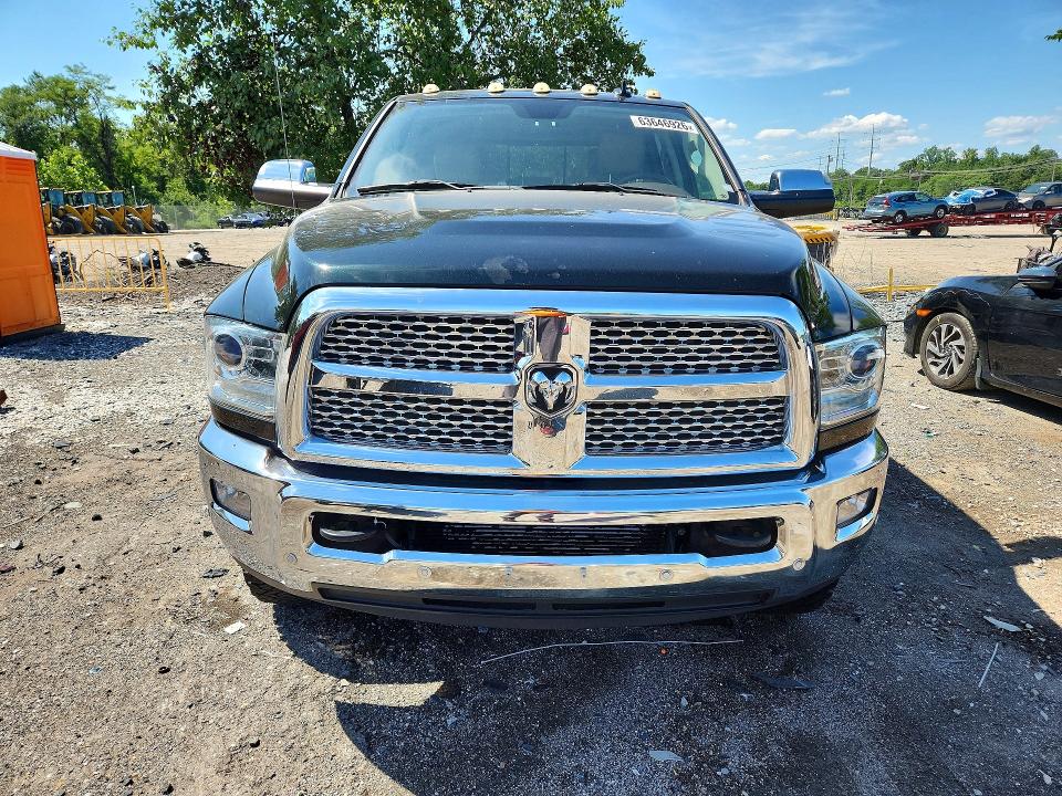 63646926 :رقم المزاد ، 3C6UR5FL2HG562387 vin ، 2017 Ram 2500 مزاد بيع