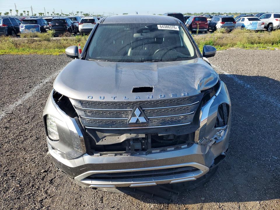 Продажа на аукционе авто 2022 Mitsubishi Outlander, vin: JA4J3UA82NZ081877, номер лота: 64386376