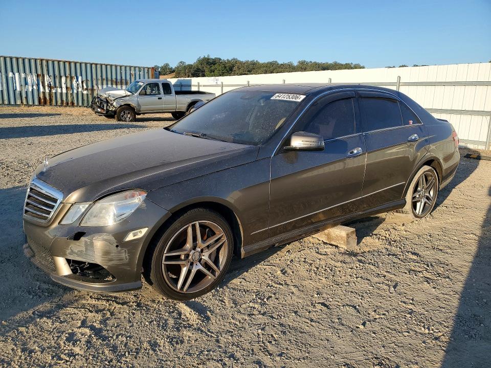 2013 Mercedes-benz E მანქანა იყიდება აუქციონზე, vin: WDDHF9BB9DA692091, აუქციონის ნომერი: 64125306