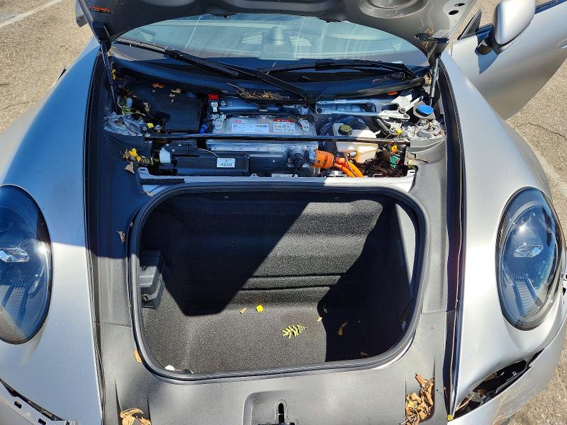 66240116 :رقم المزاد ، WP0AB2A92SS225941 vin ، 2025 Porsche 911 مزاد بيع