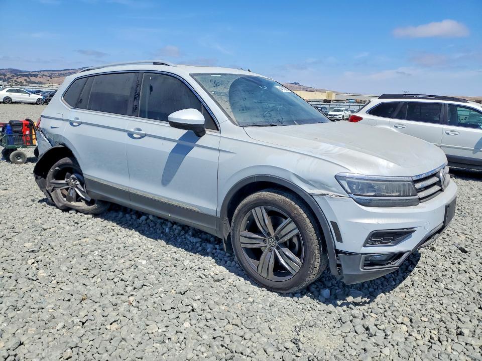 Продаж на аукціоні авто 2018 Volkswagen Tiguan, vin: 3VV4B7AX8JM003440, номер лоту: 64512806