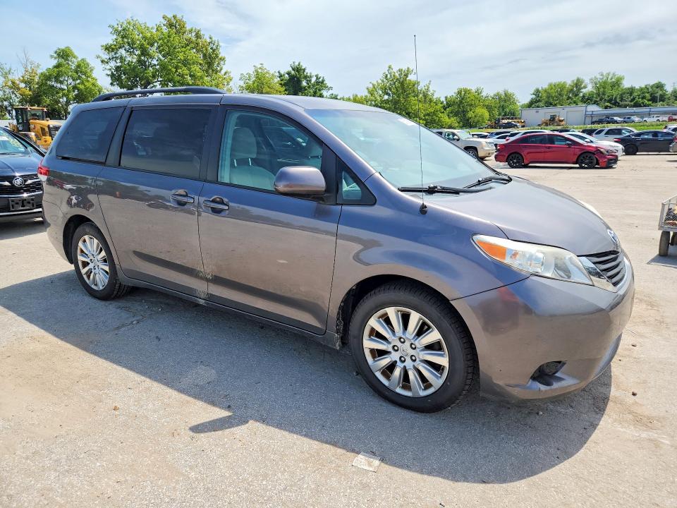 Продажа на аукционе авто 2014 Toyota Sienna, vin: 5TDJK3DC0ES087102, номер лота: 65500656