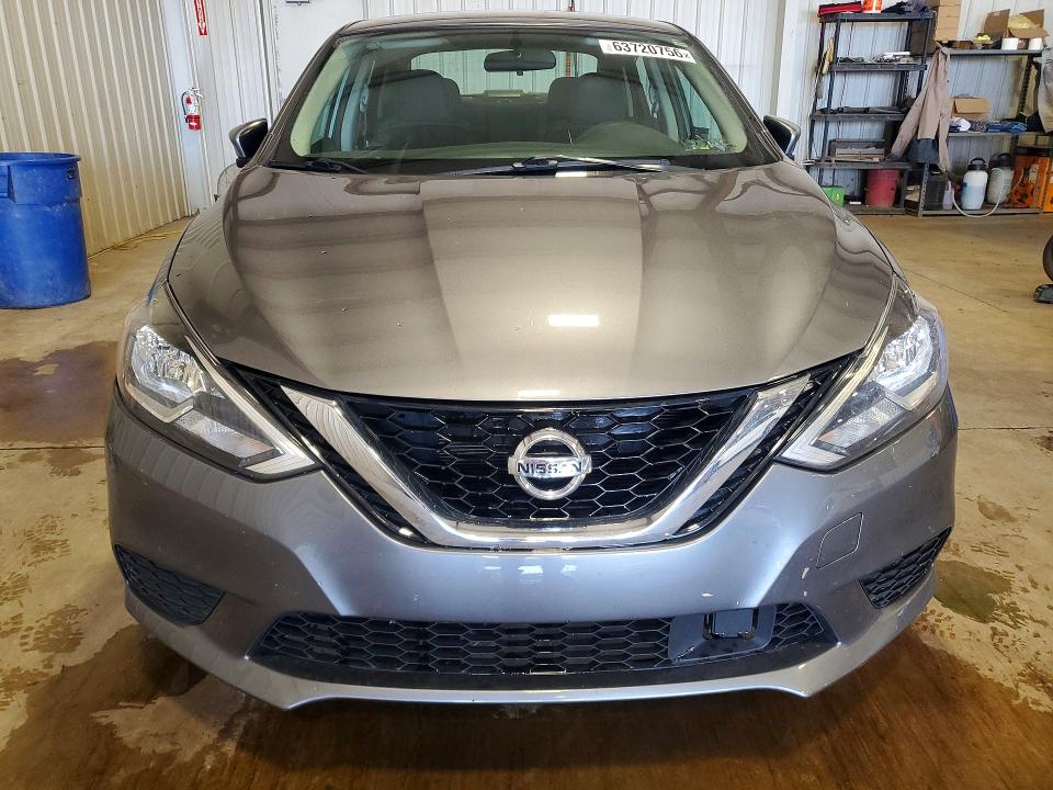 Продажа на аукционе авто 2018 Nissan Sentra, vin: 3N1AB7AP9JL637026, номер лота: 63720756