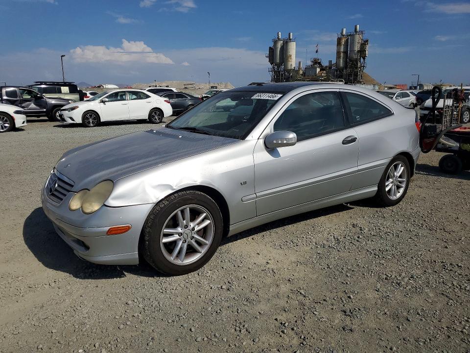 2003 Mercedes-benz C მანქანა იყიდება აუქციონზე, vin: WDBRN40J53A496841, აუქციონის ნომერი: 66311466