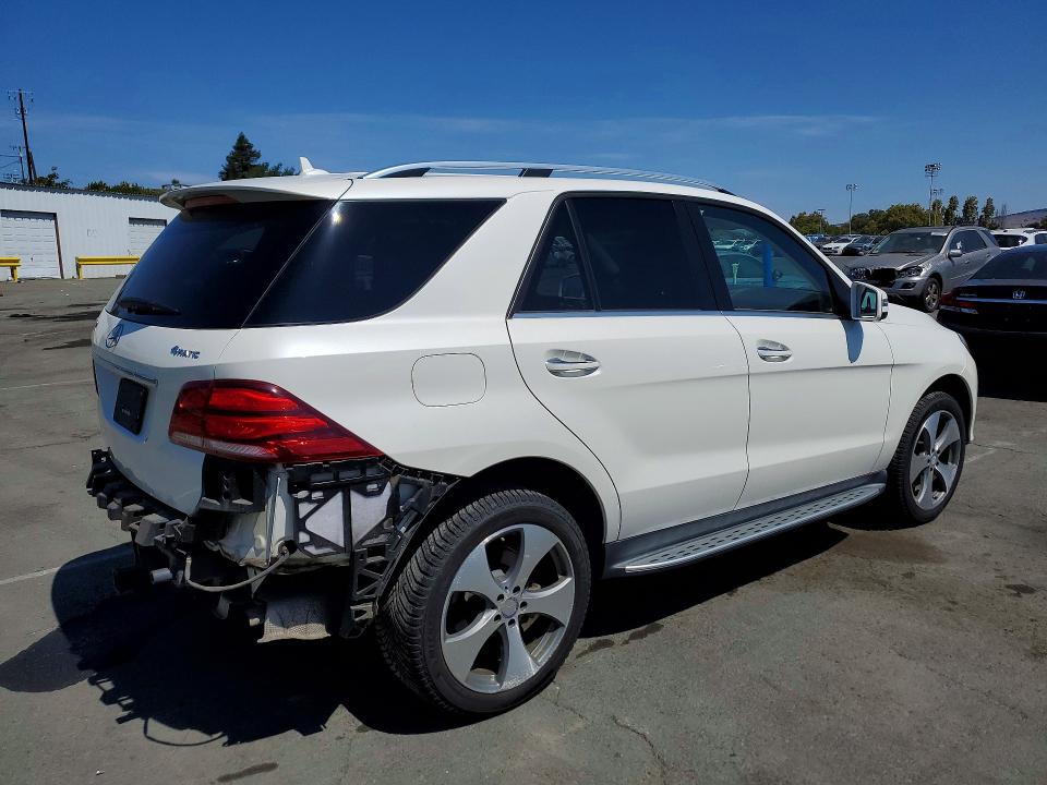 64243786 :رقم المزاد ، 4JGDA5HB0HA877252 vin ، 2017 Mercedes-benz Gle مزاد بيع