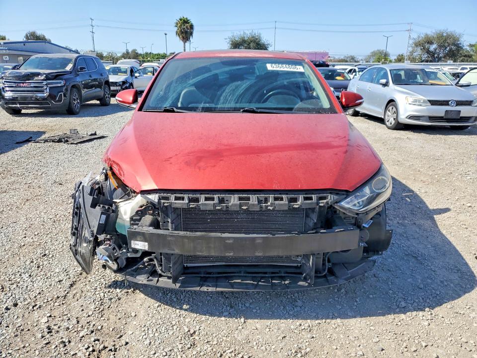 2017 Hyundai Elantra მანქანა იყიდება აუქციონზე, vin: 5NPD84LF0HH033502, აუქციონის ნომერი: 63684806