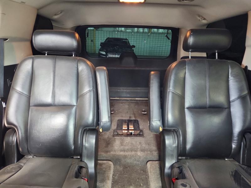 63831156 :رقم المزاد ، 1GKFK63858J236128 vin ، 2008 Gmc Yukon مزاد بيع