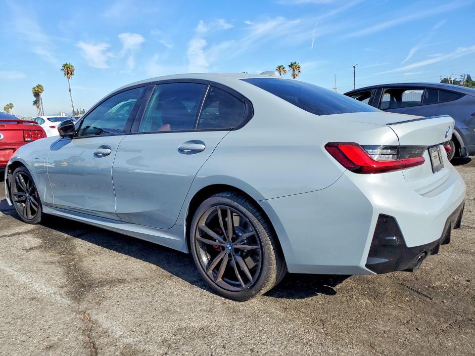 65115916 :رقم المزاد ، 3MW39FF03R8E34037 vin ، 2024 Bmw 330e مزاد بيع