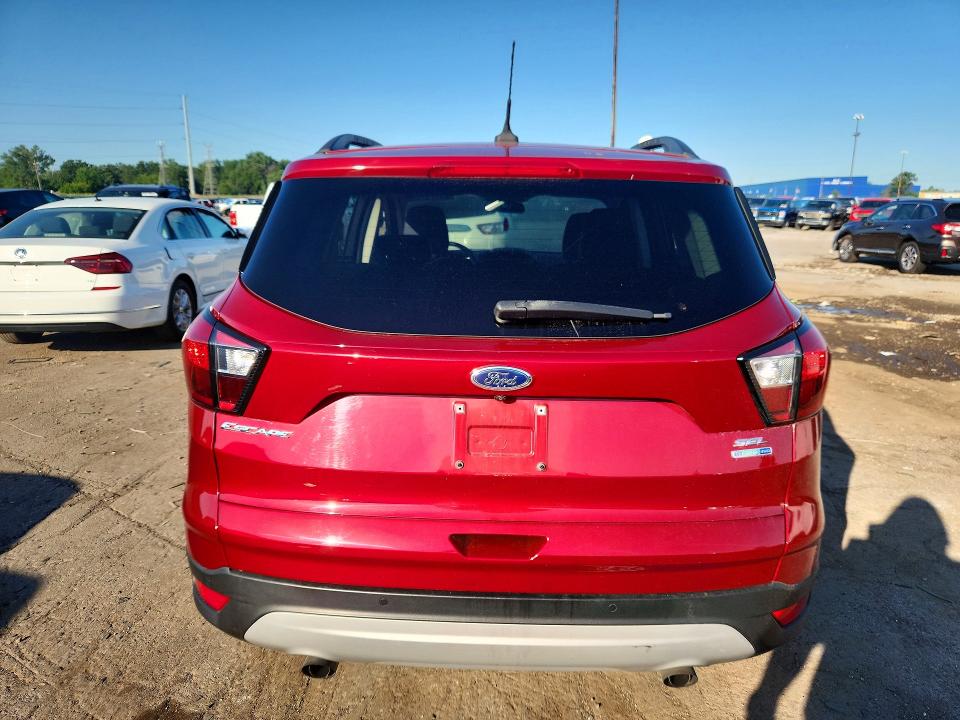 2019 Ford Escape მანქანა იყიდება აუქციონზე, vin: 1FMCU9HD6KUA96611, აუქციონის ნომერი: 63573706