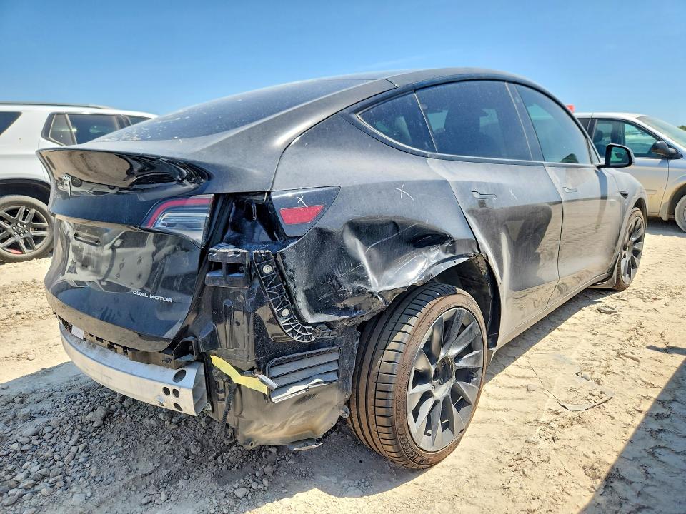 2021 Tesla Model  Y მანქანა იყიდება აუქციონზე, vin: 5YJYGDEE1MF260117, აუქციონის ნომერი: 64493506
