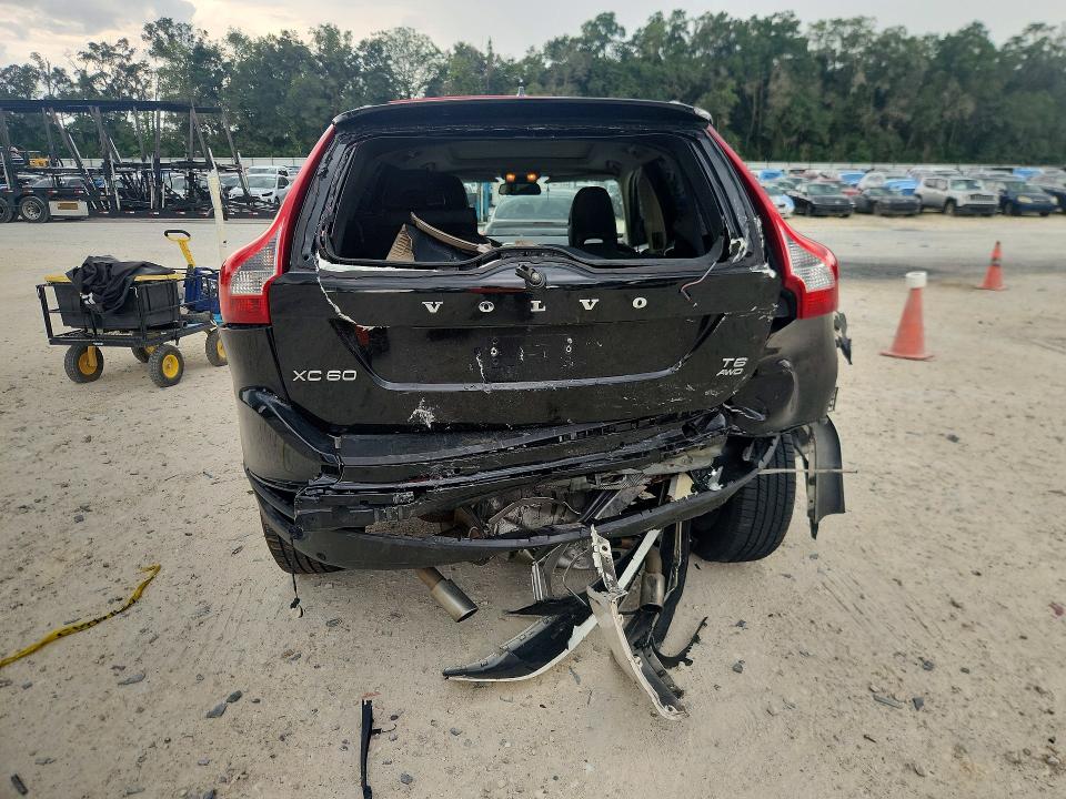 65859726 :رقم المزاد ، YV4902DZ2B2202645 vin ، 2011 Volvo Xc60 مزاد بيع