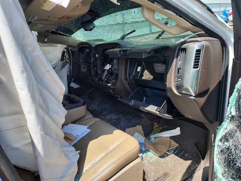 63950486 :رقم المزاد ، 3GCUKREC3JG308232 vin ، 2018 Chevrolet Silverado مزاد بيع