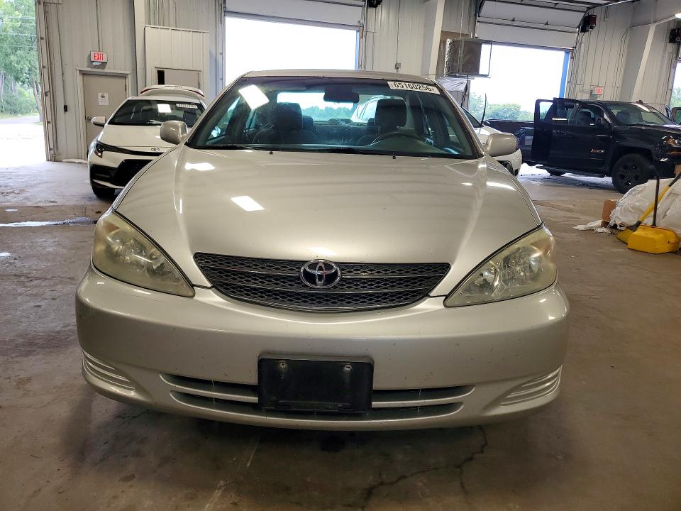 2003 Toyota Camry მანქანა იყიდება აუქციონზე, vin: 4T1BF32KX3U566070, აუქციონის ნომერი: 65160256