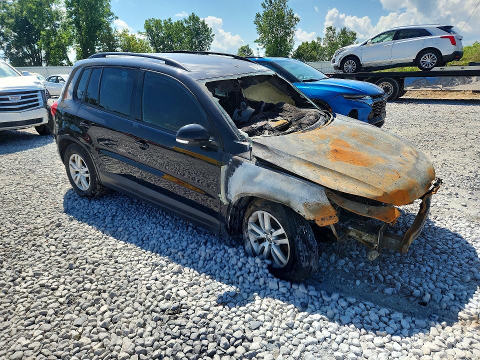 Продажа на аукционе авто 2016 Volkswagen Tiguan, vin: WVGBV7AX1GW532729, номер лота: 66442826