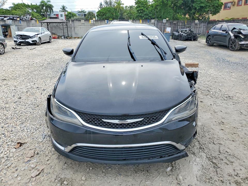 63293936 :رقم المزاد ، 1C3CCCAB6HN502200 vin ، 2017 Chrysler 200 مزاد بيع