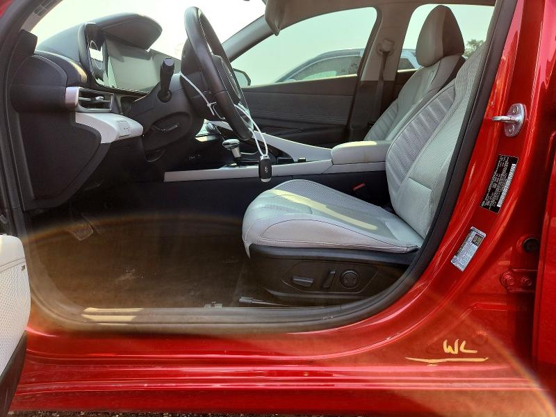 64124806 :رقم المزاد ، 5NPLP4AG9MH036175 vin ، 2021 Hyundai Elantra مزاد بيع