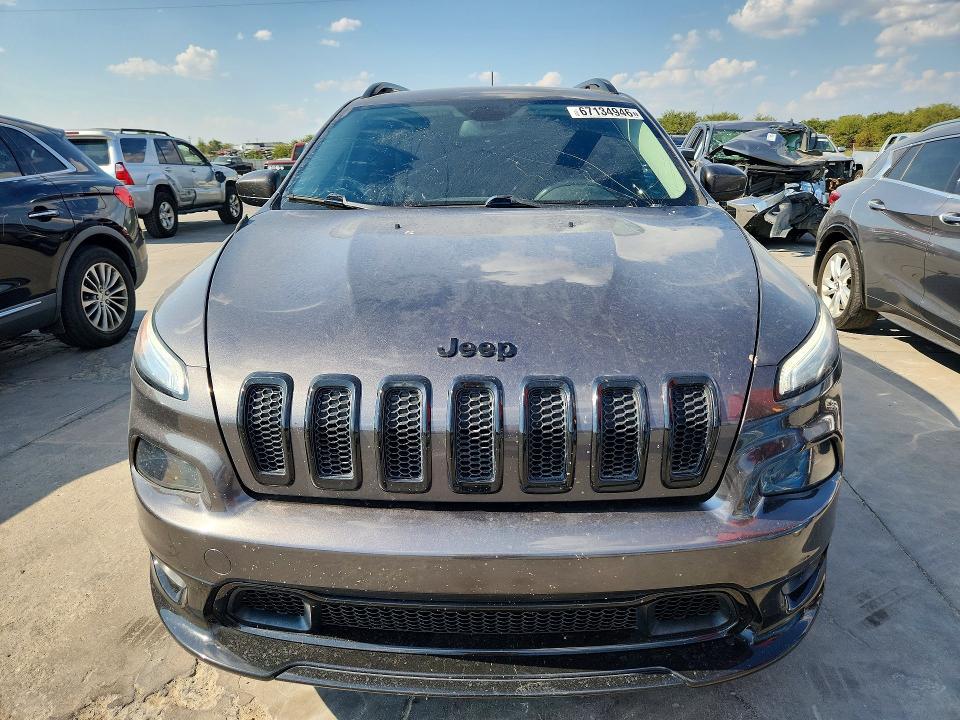 67134946 :رقم المزاد ، 1C4PJLCB8JD605209 vin ، 2018 Jeep Cherokee مزاد بيع