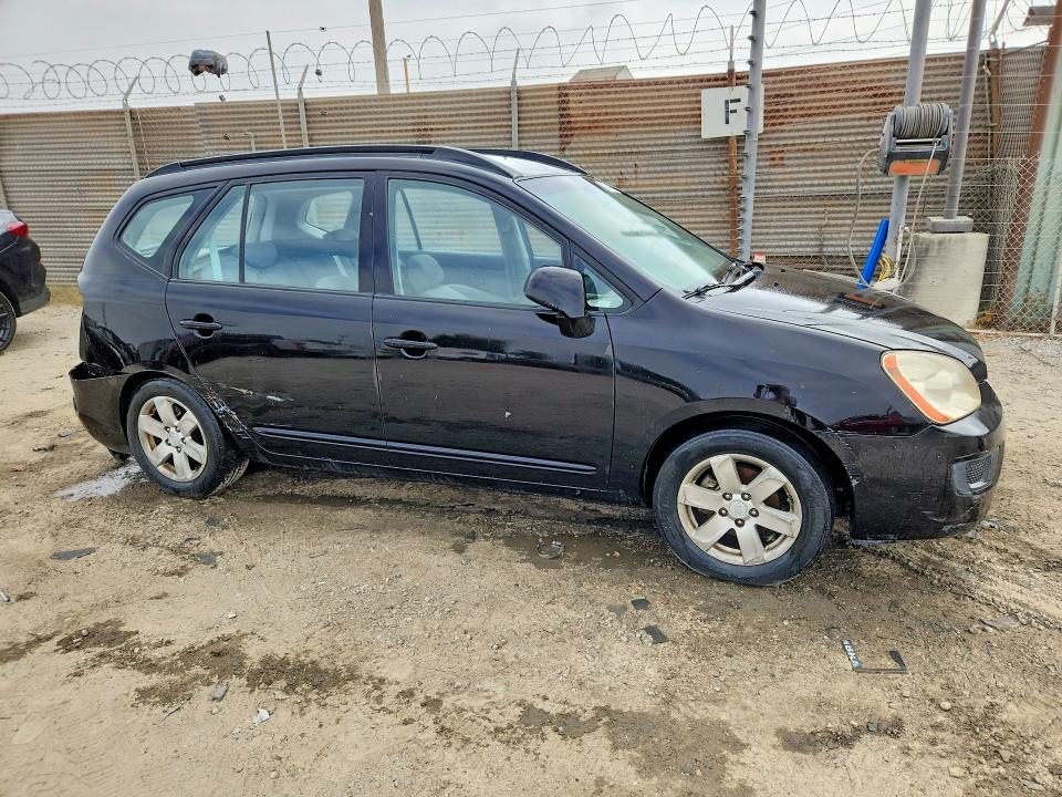 2008 Kia Rondo მანქანა იყიდება აუქციონზე, vin: KNAFG526X87153974, აუქციონის ნომერი: 63448896