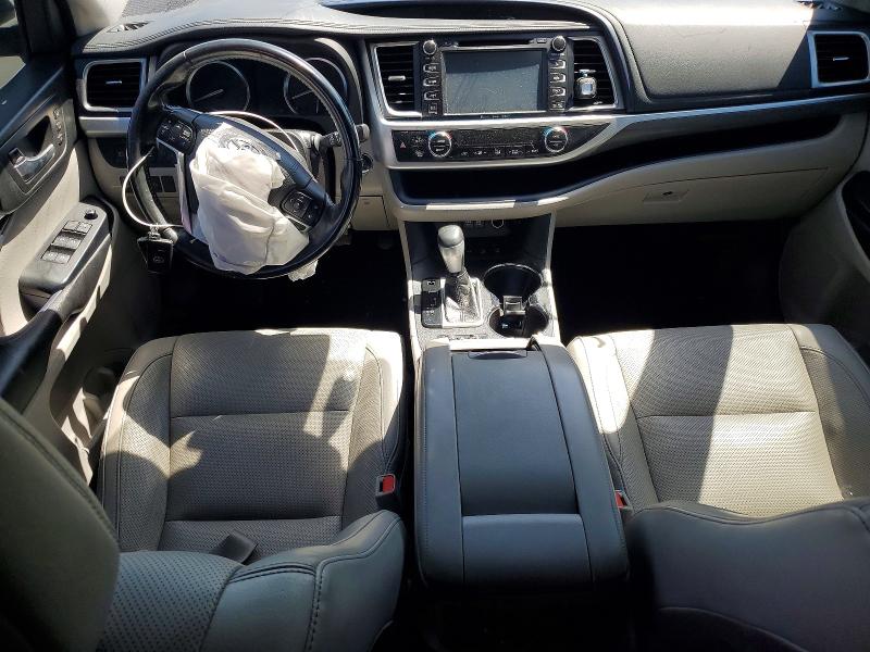Продажа на аукционе авто 2018 Toyota Highlander, vin: 5TDDZRFH3JS828972, номер лота: 63910936