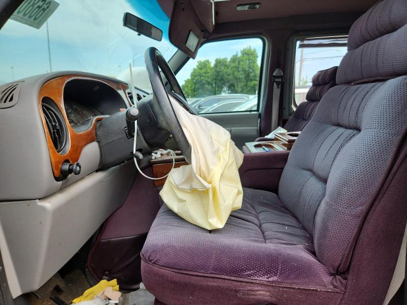 Продаж на аукціоні авто 1998 Ford Econoline, vin: 1FDRE1467WHA27926, номер лоту: 66809826