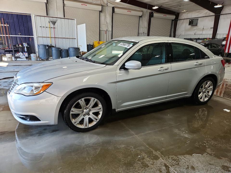 63568776 :رقم المزاد ، 1C3CCBBG7CN131559 vin ، 2012 Chrysler 200 مزاد بيع