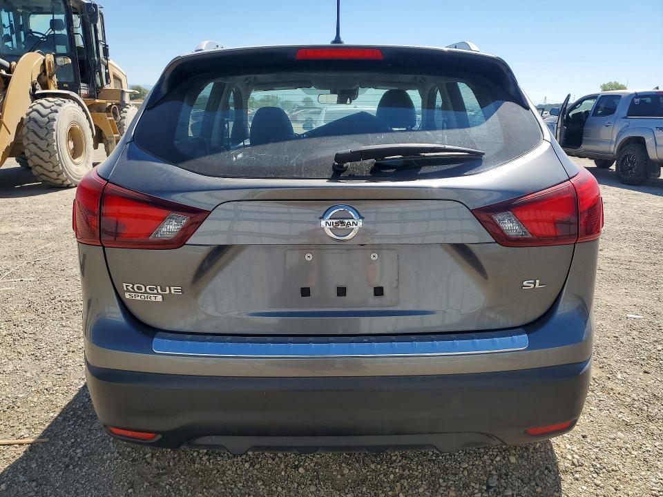 64466116 :رقم المزاد ، JN1BJ1CP8JW182200 vin ، 2018 Nissan Rogue Sport مزاد بيع