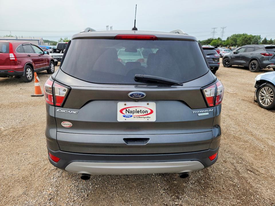 2017 Ford Escape მანქანა იყიდება აუქციონზე, vin: 1FMCU0JD6HUE31123, აუქციონის ნომერი: 64611036