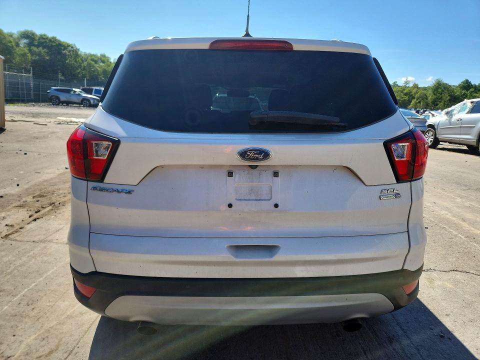 Продажа на аукционе авто 2019 Ford Escape, vin: 1FMCU9HD8KUA01157, номер лота: 63766926