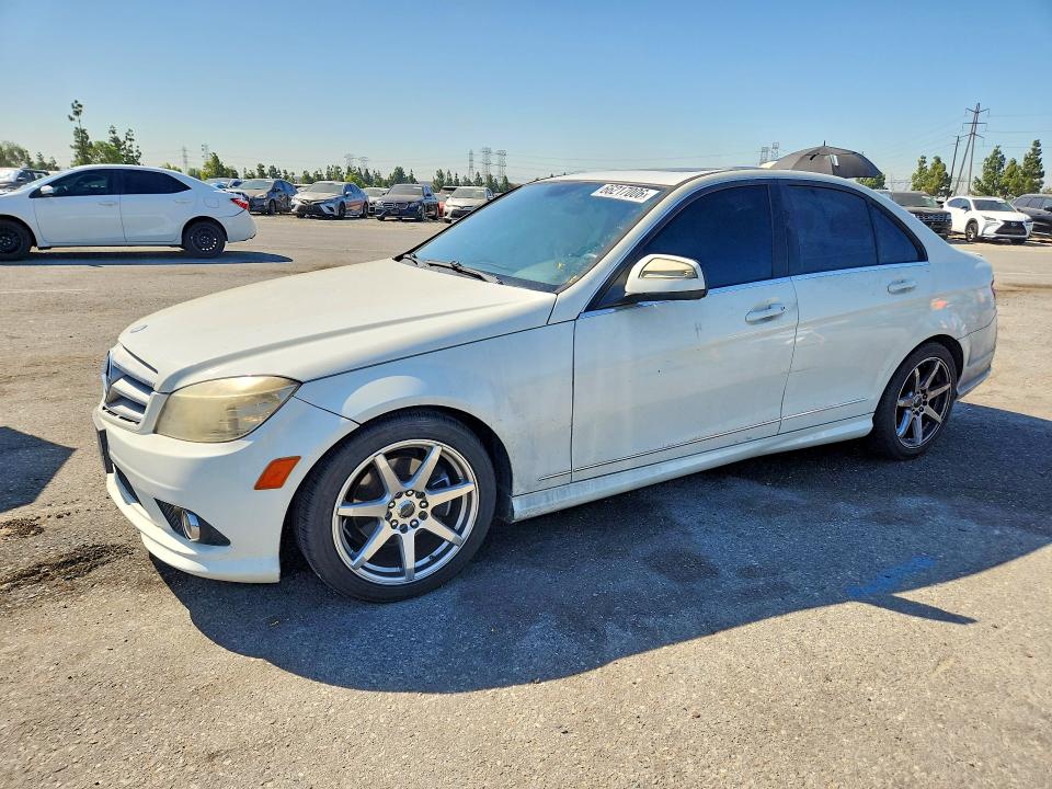 66217006 :رقم المزاد ، WDDGF54X19R056688 vin ، 2009 Mercedes-benz C مزاد بيع