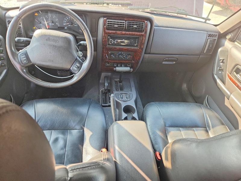64228106 :رقم المزاد ، 1J4FF58S51L563342 vin ، 2001 Jeep Cherokee مزاد بيع