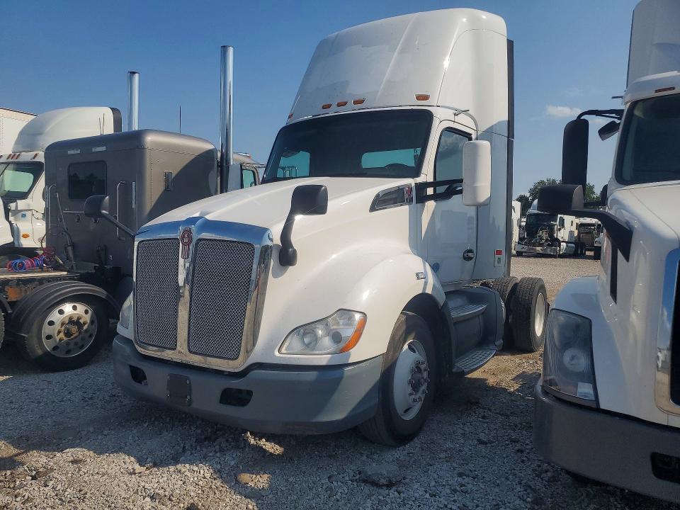 2016 Kenworth T680 მანქანა იყიდება აუქციონზე, vin: 1XKYA48X4GJ124841, აუქციონის ნომერი: 65240436