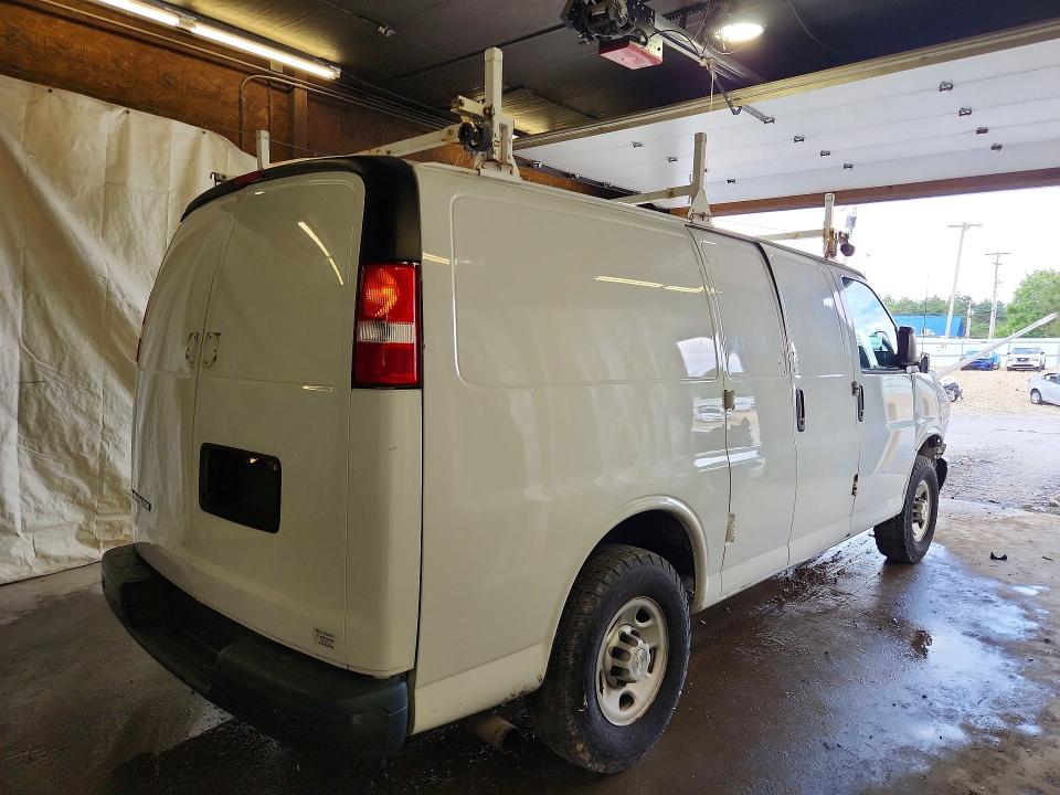 Продаж на аукціоні авто 2020 Chevrolet Express G2500, vin: 1GCWGAFP0L1165609, номер лоту: 65984776