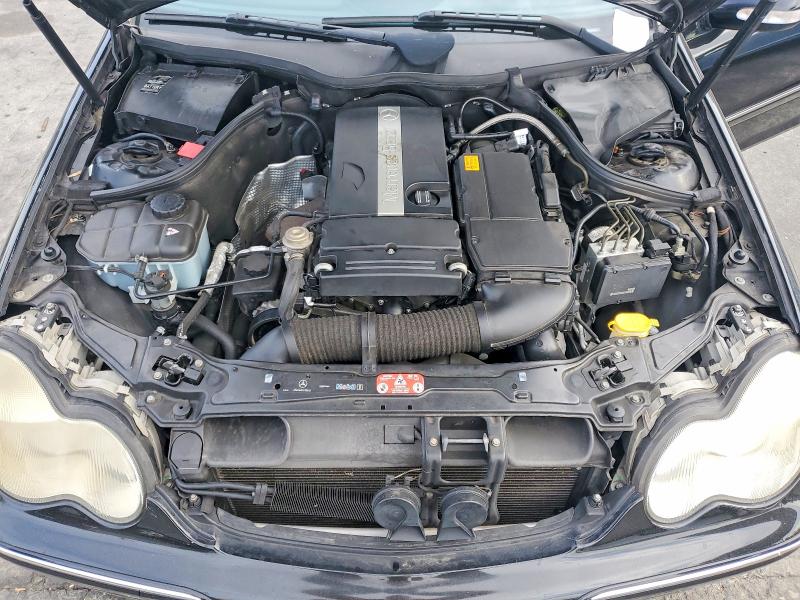 2004 Mercedes-benz C მანქანა იყიდება აუქციონზე, vin: WDBRF40J44A568238, აუქციონის ნომერი: 66311396