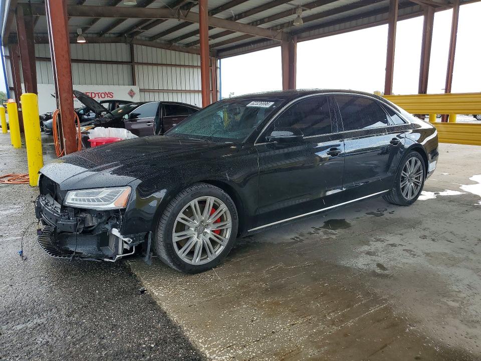 Продажа на аукционе авто 2015 Audi A8, vin: WAU3GAFD8FN027884, номер лота: 62326996