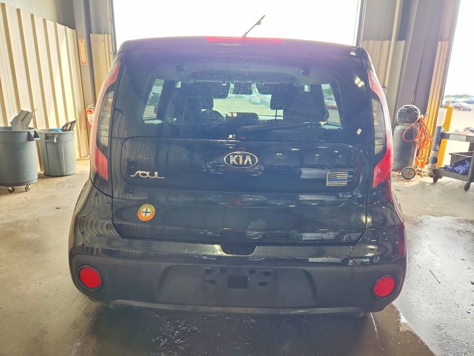 2018 Kia Soul მანქანა იყიდება აუქციონზე, vin: KNDJN2A2XJ7905887, აუქციონის ნომერი: 64485656
