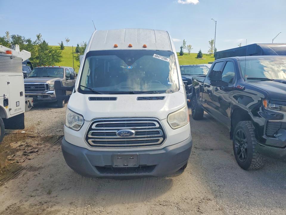 66471206 :رقم المزاد ، 1FBVU4XG2HKB27468 vin ، 2017 Ford Transit مزاد بيع