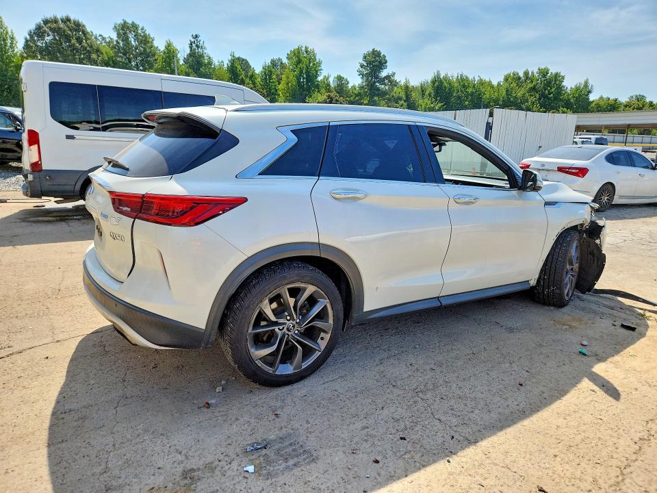 2019 Infiniti Qx50 მანქანა იყიდება აუქციონზე, vin: 3PCAJ5M1XKF102685, აუქციონის ნომერი: 64830196