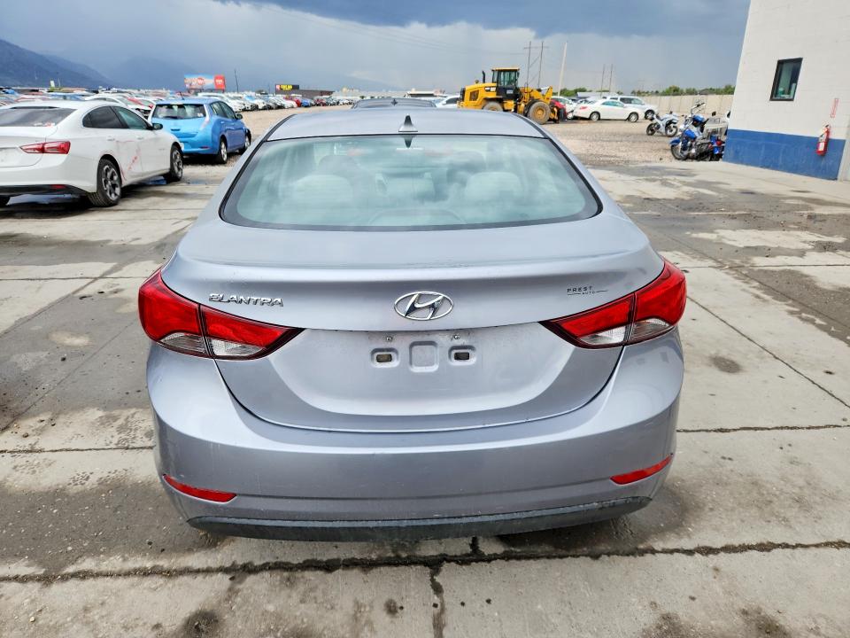 65178446 :رقم المزاد ، 5NPDH4AE4FH646116 vin ، 2015 Hyundai Elantra مزاد بيع