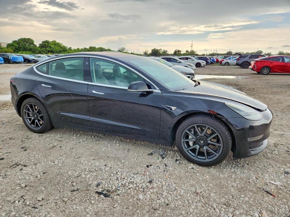 Продажа на аукционе авто 2018 Tesla Model 3, vin: 5YJ3E1EA9JF173184, номер лота: 59790416