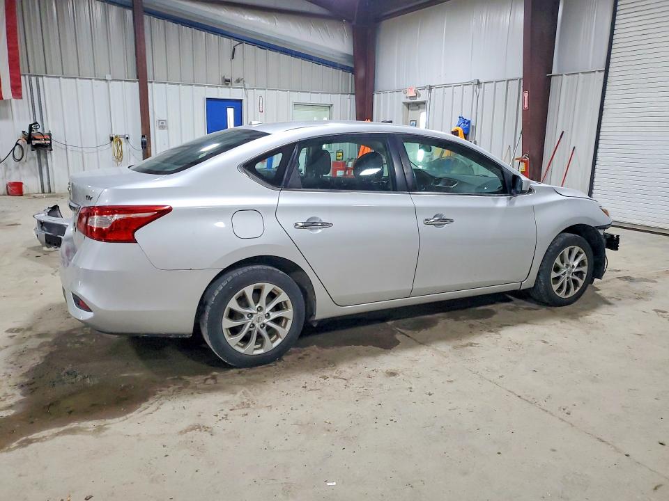 63361066 :رقم المزاد ، 3N1AB7AP7JY249568 vin ، 2018 Nissan Sentra مزاد بيع